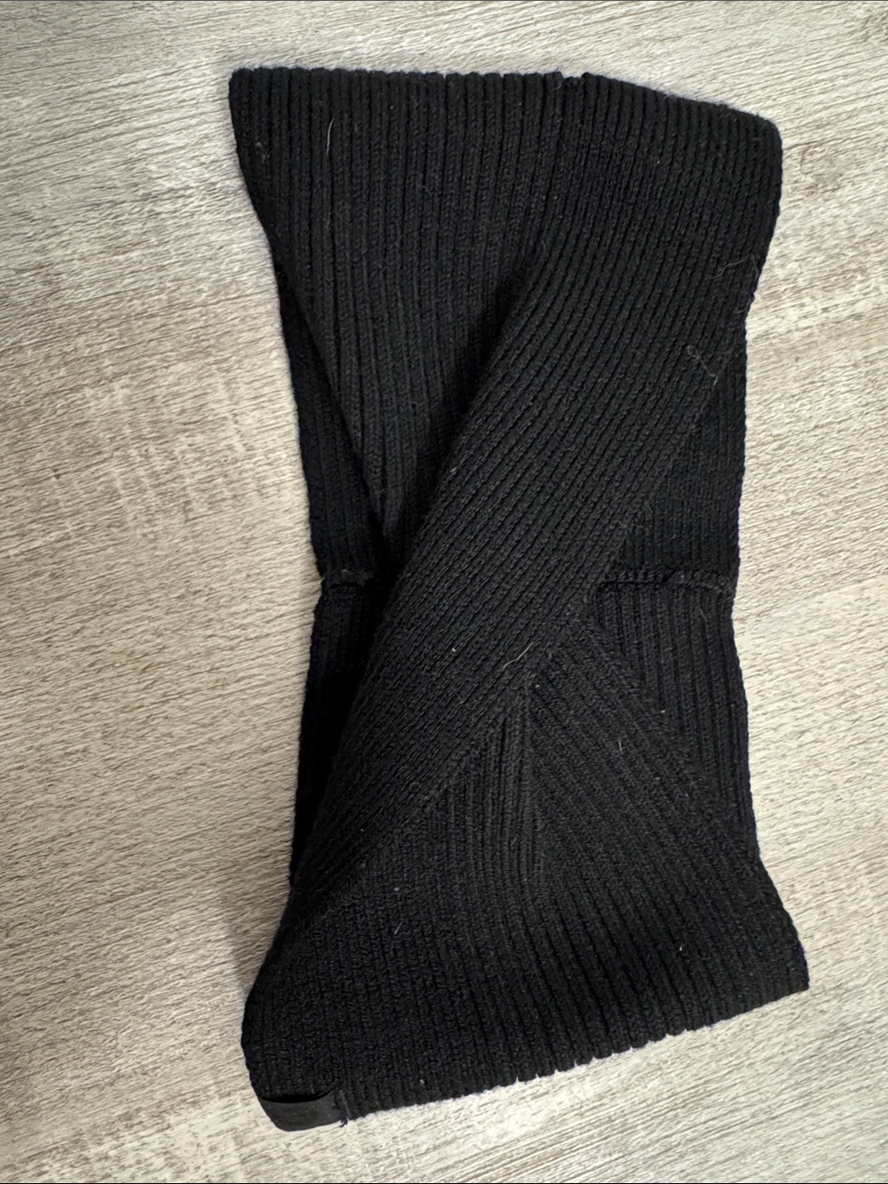 lululemon twisted athletica Black Ribbed ear warming band